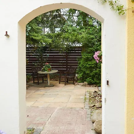 Guesthouse With 3 Apartments, Just Outside Berlin, Near To Tesla Burig Exterior photo
