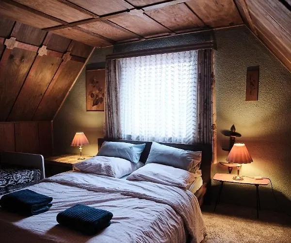 Guesthouse With 3 Apartments, Just Outside Berlin, Near To Tesla