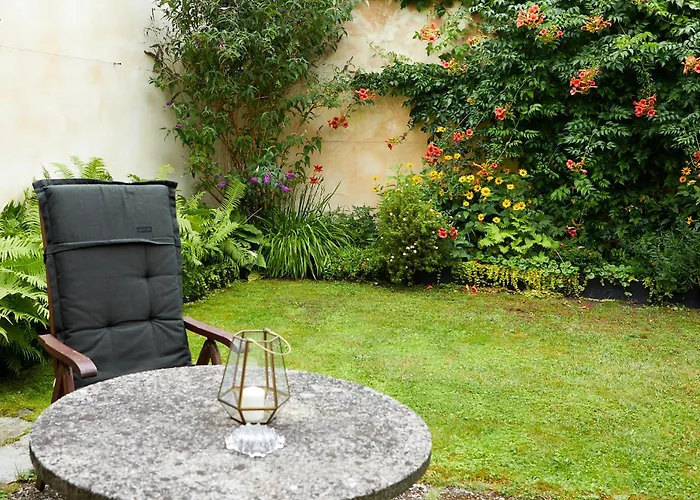 Guesthouse With 3 Apartments, Just Outside Berlin, Near To Tesla