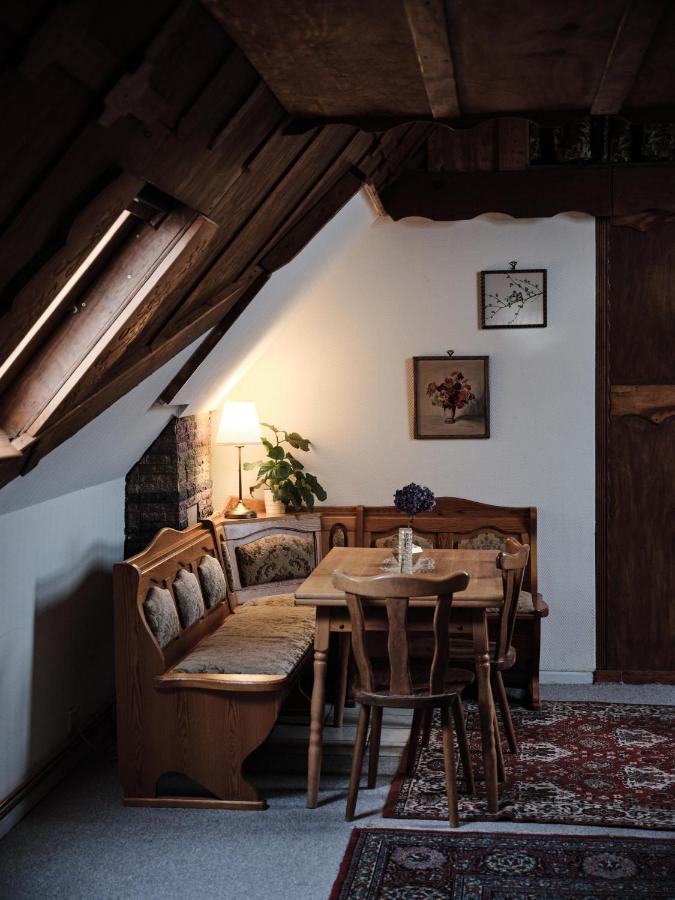 With 3 Apartments, Just Outside Berlin, Near To Tesla Apartment Burig