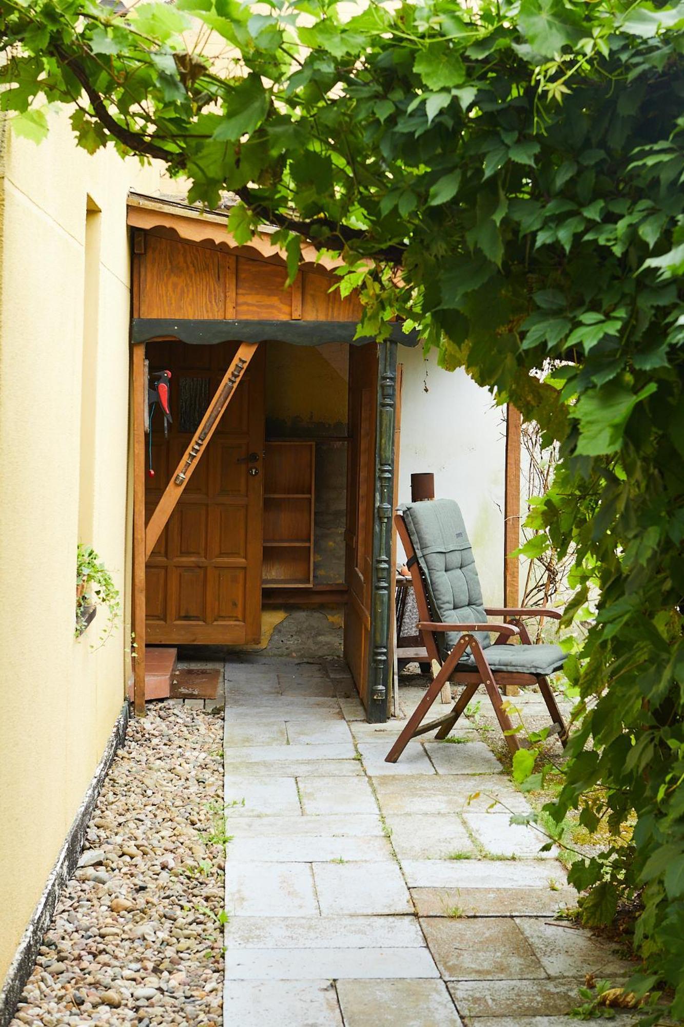 Apartment With 3 Apartments, Just Outside Berlin, Near To Tesla Burig