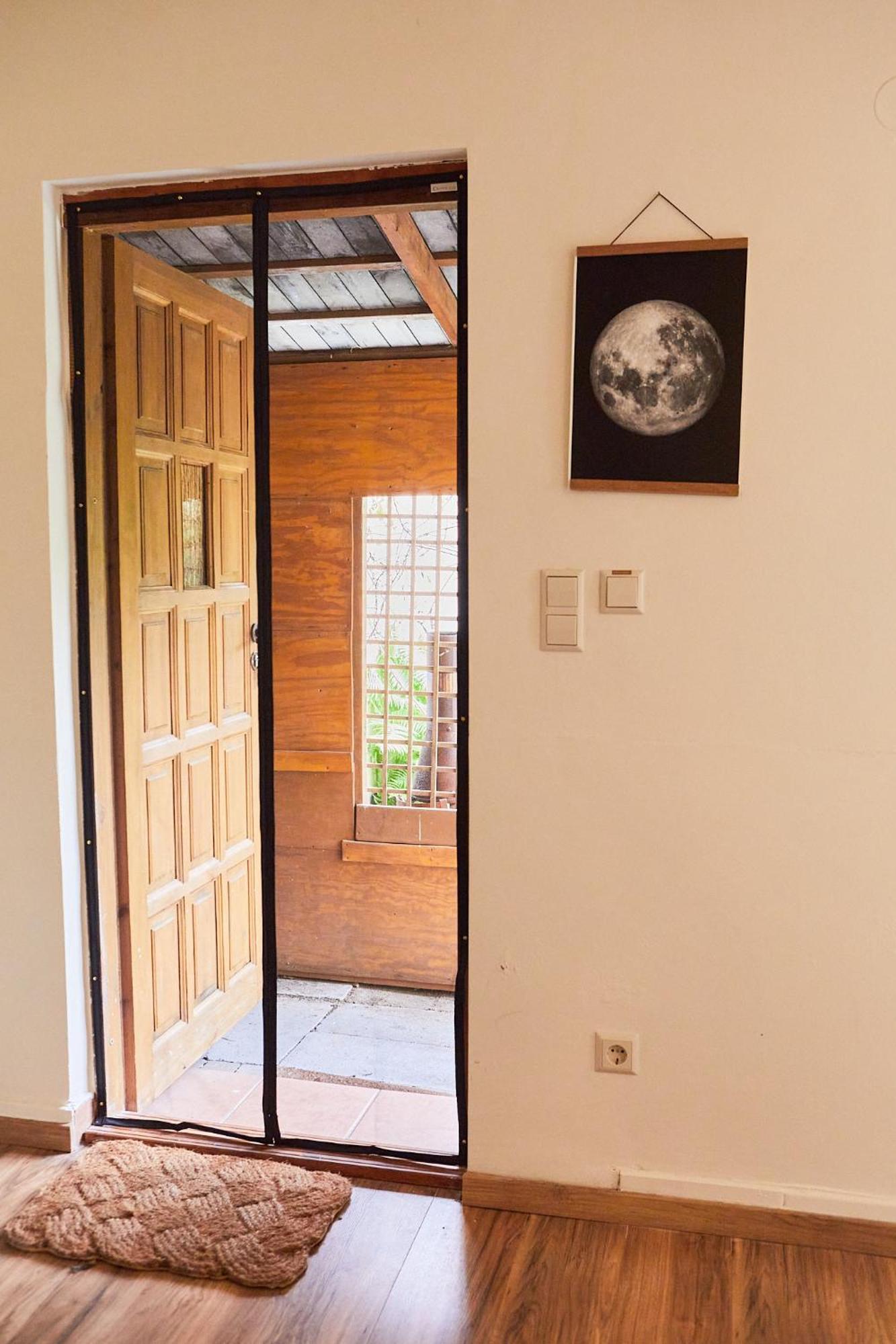 With 3 Apartments, Just Outside Berlin, Near To Tesla Apartment Burig