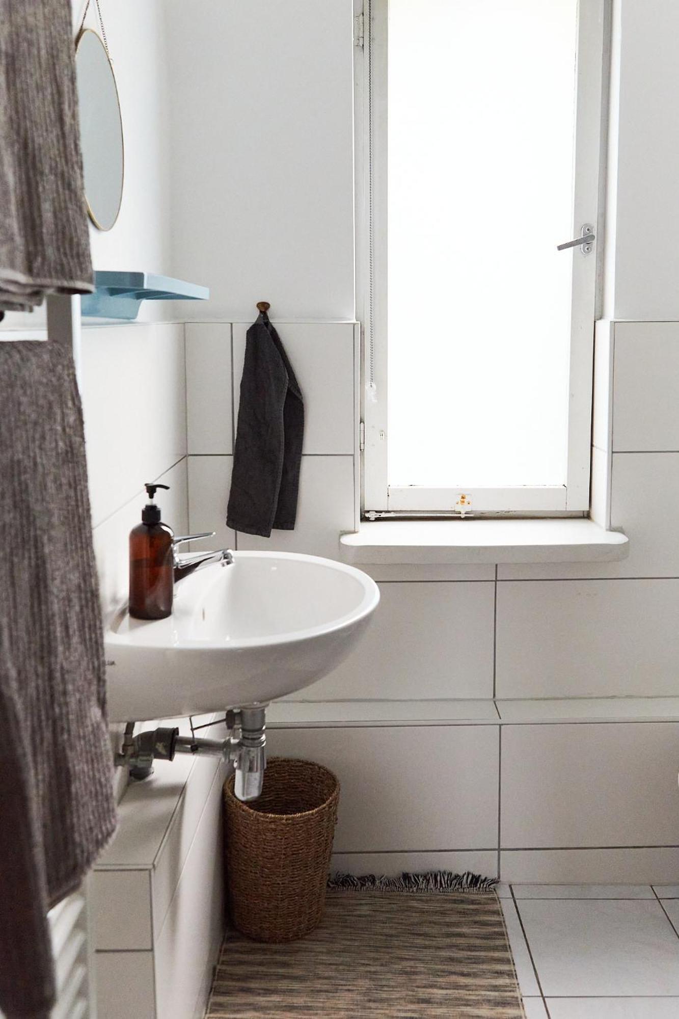 With 3 Apartments, Just Outside Berlin, Near To Tesla Apartment *